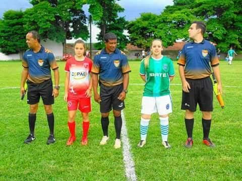 FEMININO02