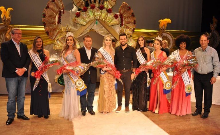 RAINHAS02