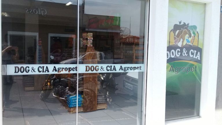 dog&cia01