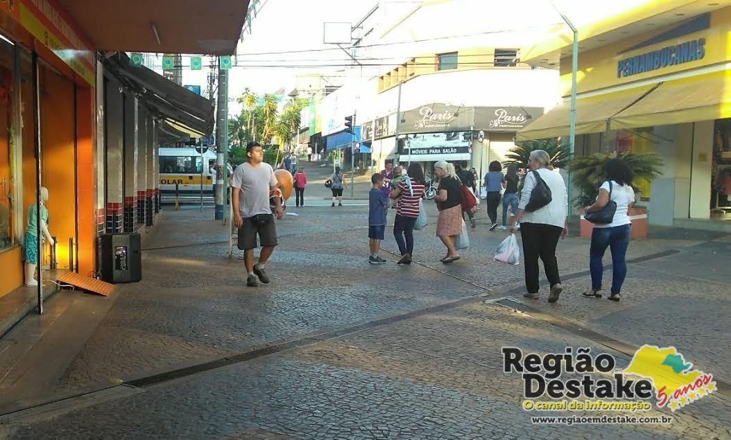 COMERCIO