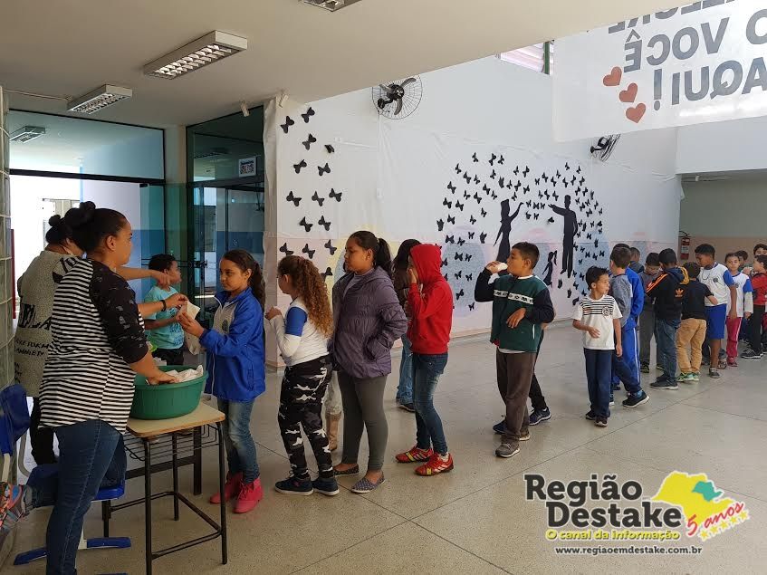 ESTUDANTE02