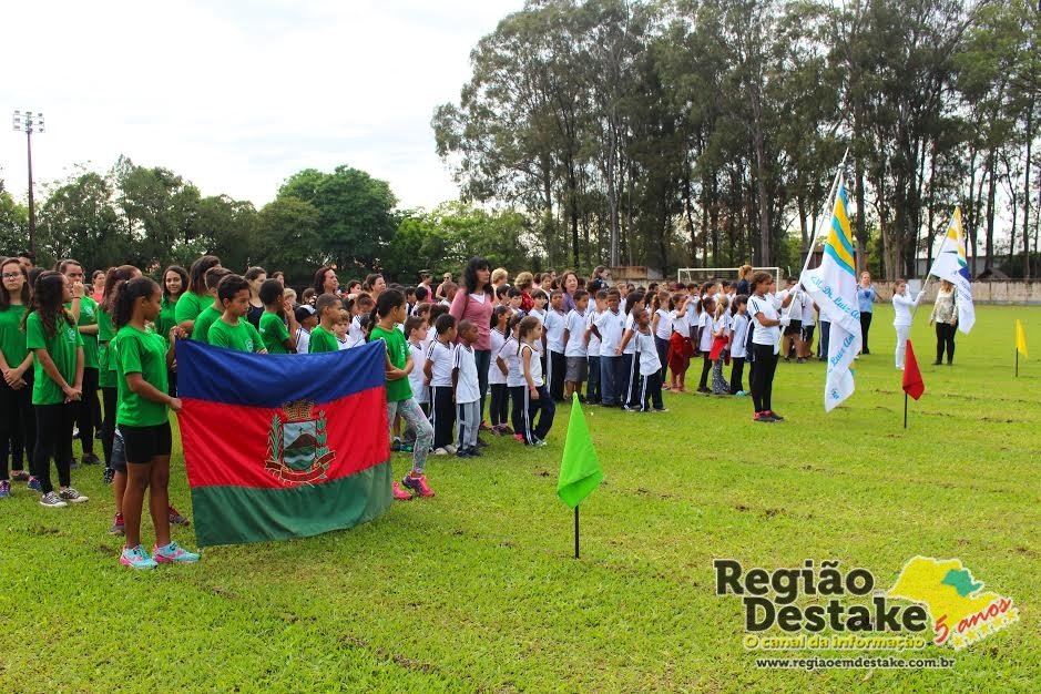 jogos populares reuniu mais de 500 alunos em dourado