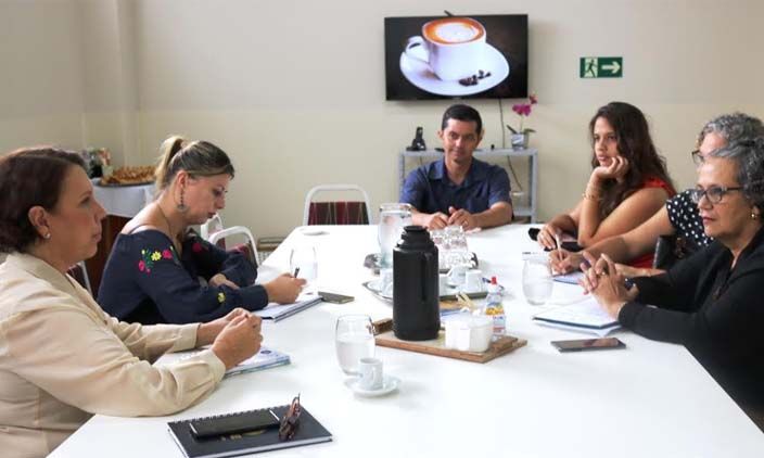 SOCIAL