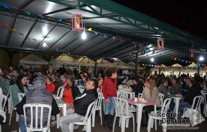 JUNINA