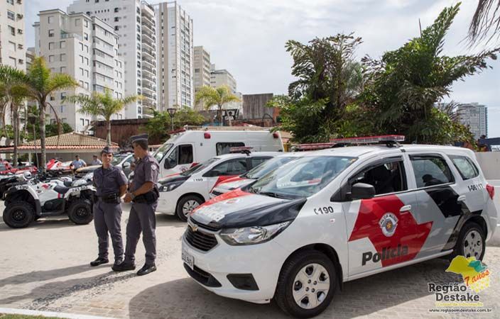 POLICIA-CARNAVAL