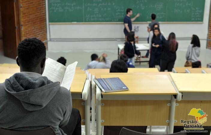 PRO-UNI