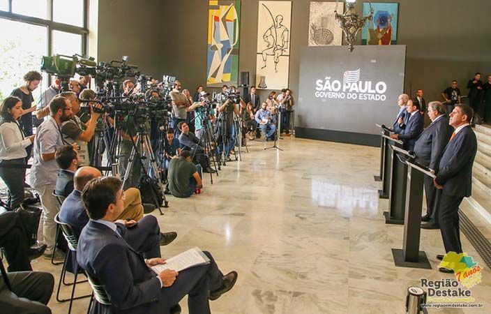 GOVERNO