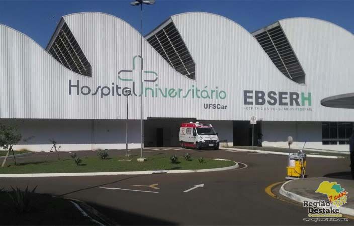 HOSPITAL-UNIVERSITARIO