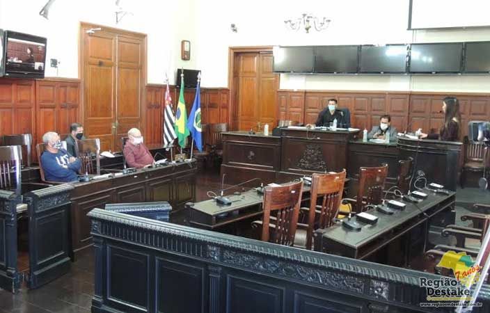 CAMARA-AUDIENCIA