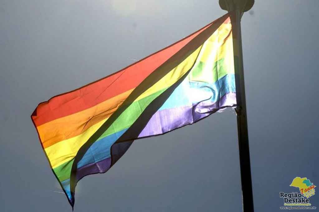 bandeira_lgbt_