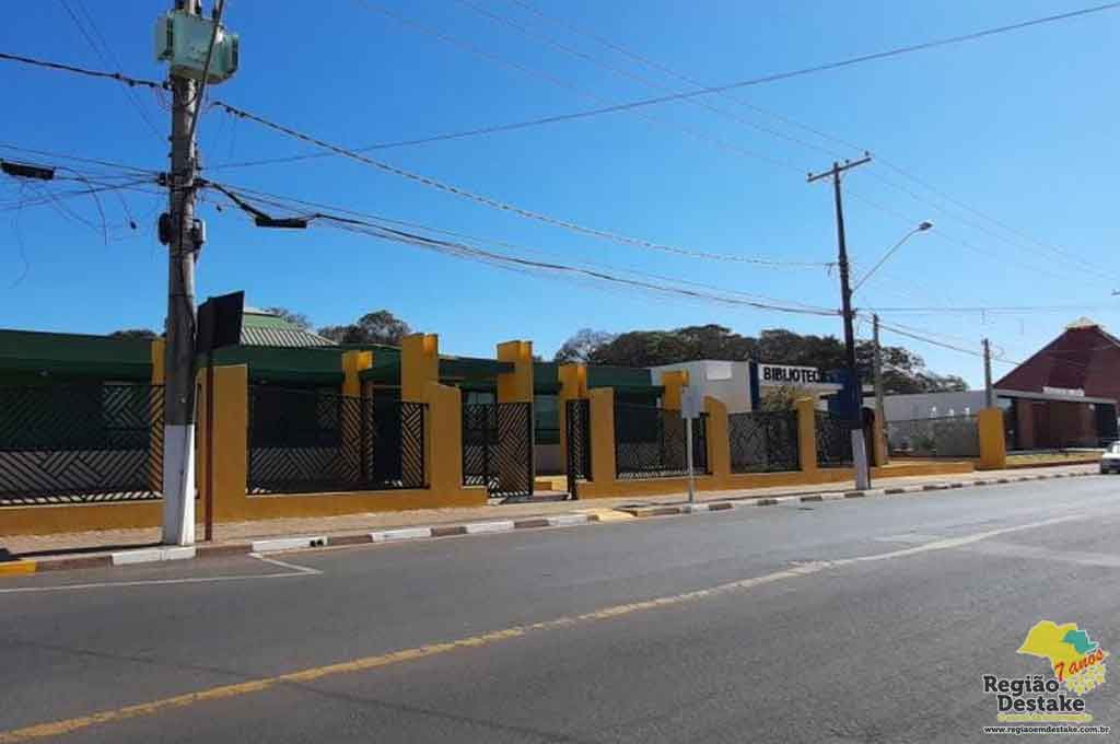 ESCOLA