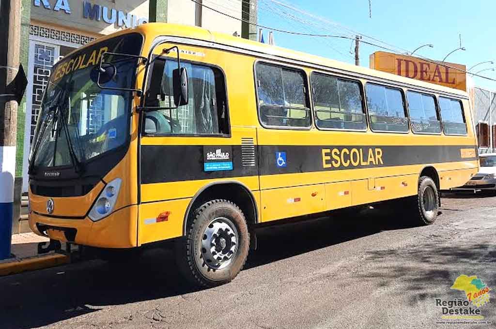 onibus-dourado