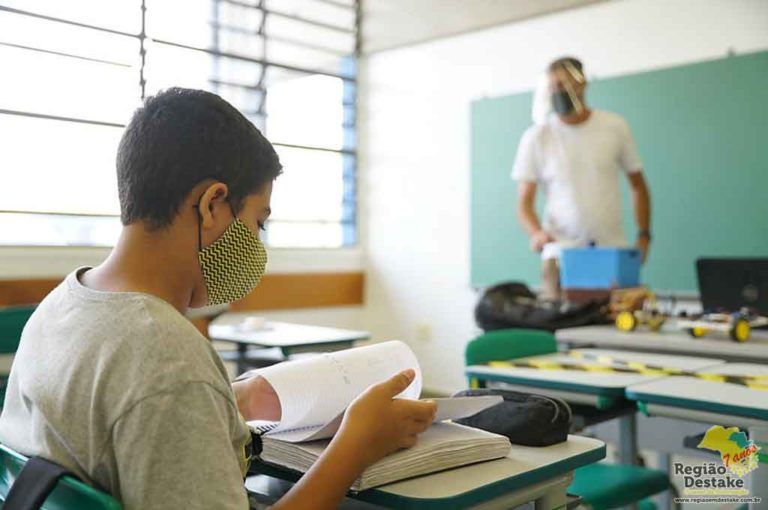 EDUCACAO02