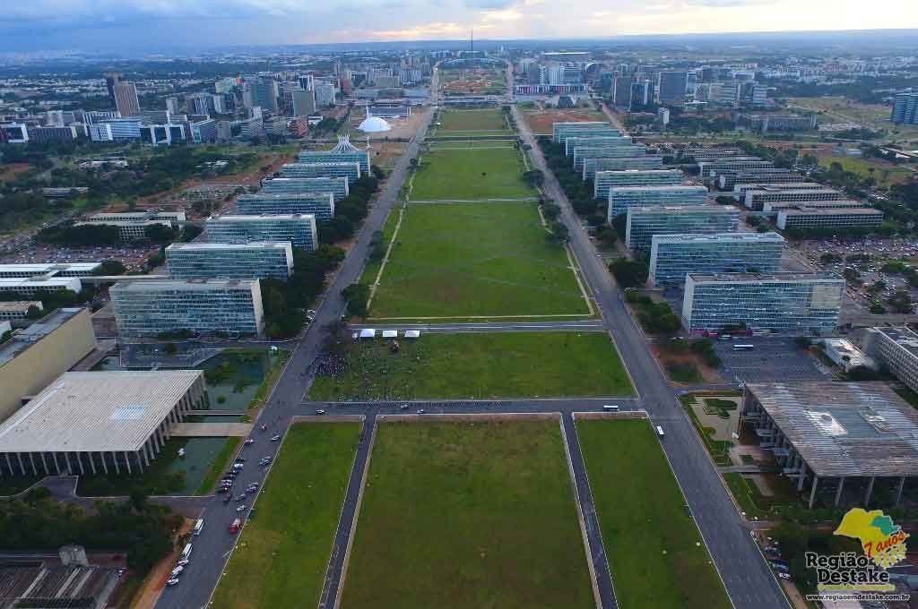 ESPLANADA