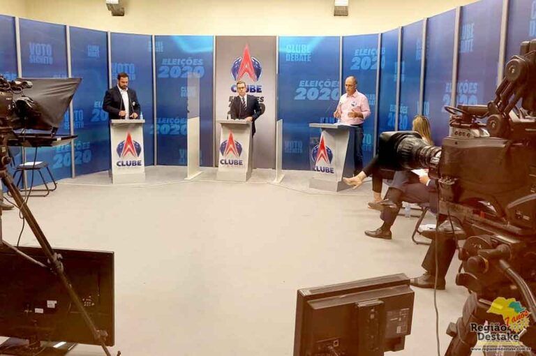 debate