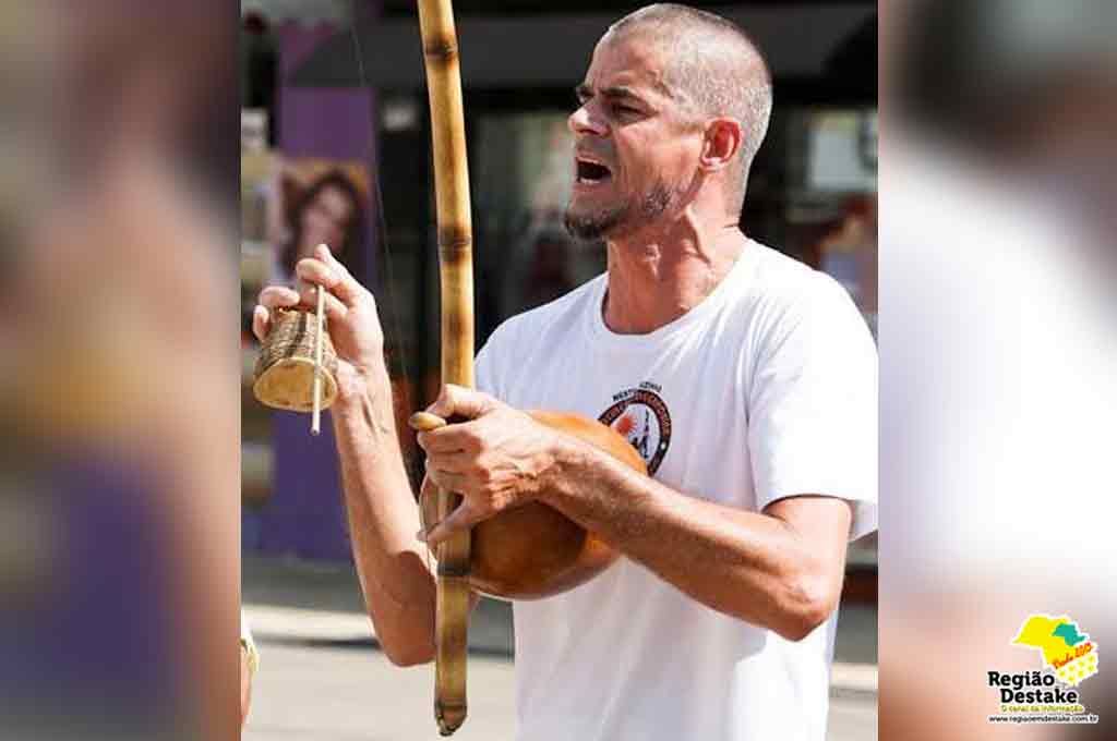 CAPOEIRA