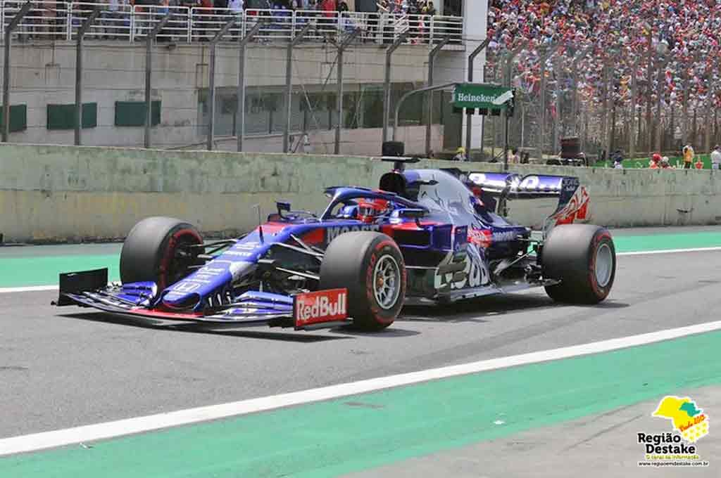 FORMULA1