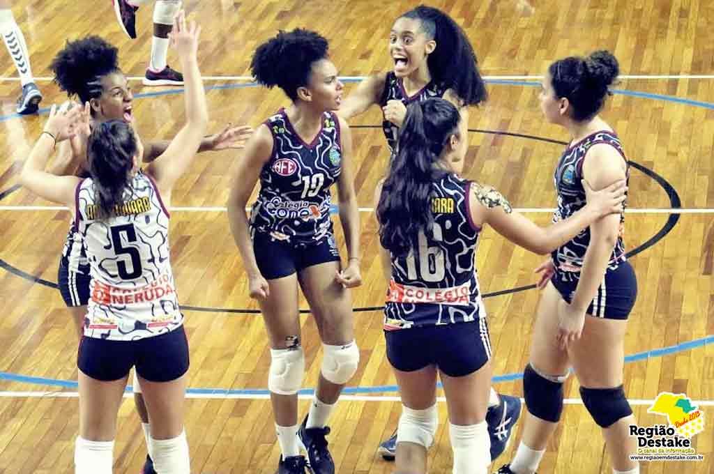 Vôlei feminino sub-19 de Araraquara vence São Carlos no tie-break