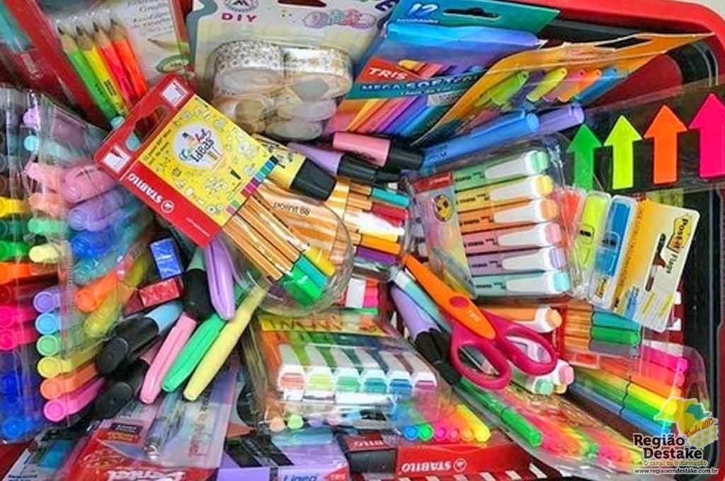 MATERIAL-ESCOLAR