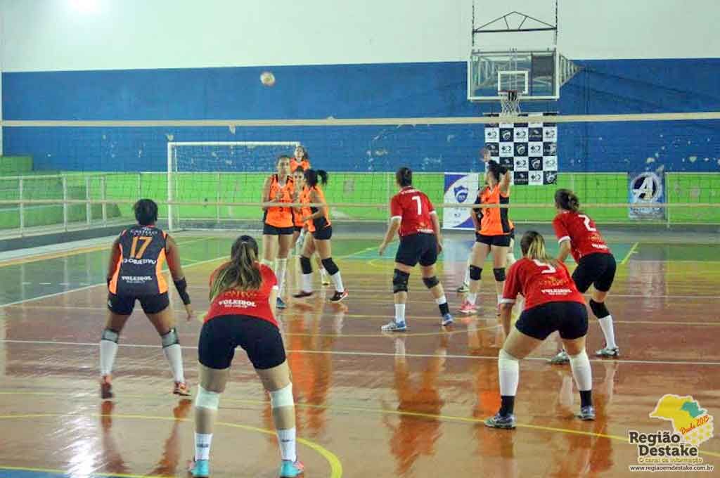 VOLEI