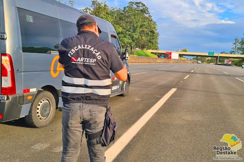 Durante período de férias escolares, quatro linhas de ônibus de