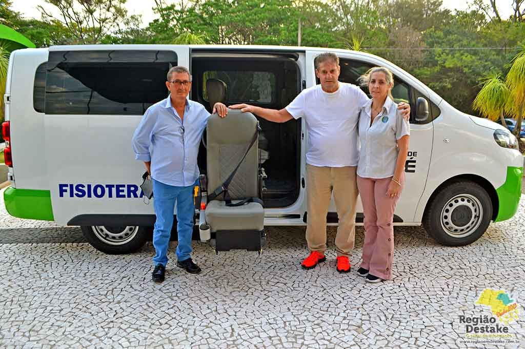 MINIBUS