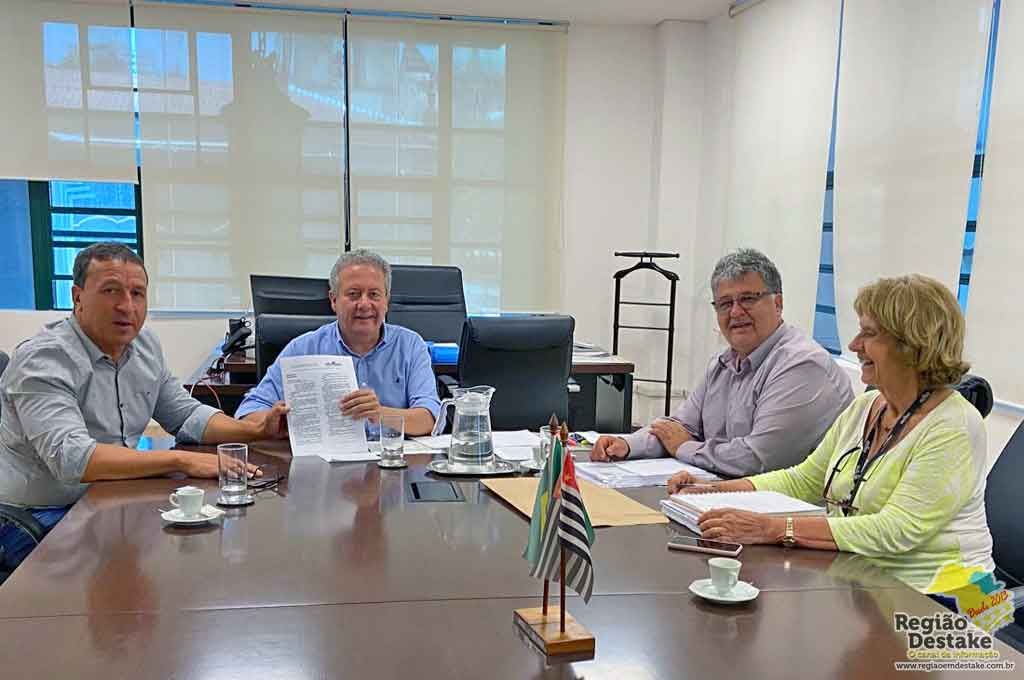 GOVERNOENCHENTES