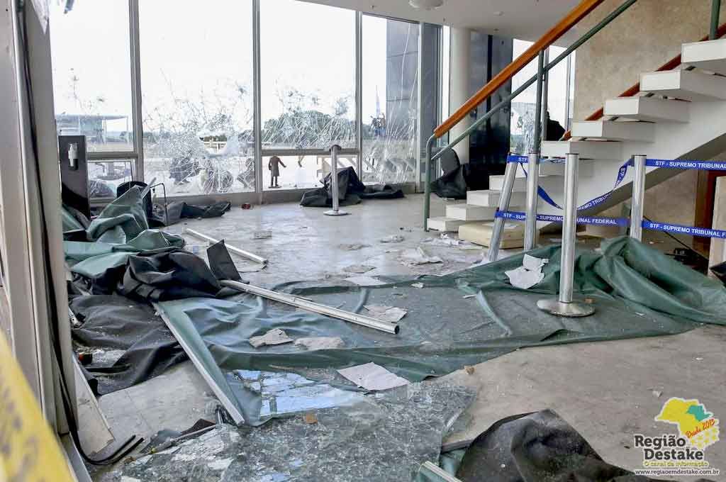 disturbios_antidemocraticos_supremo_tribunal_federal_vac_abr_1001233744