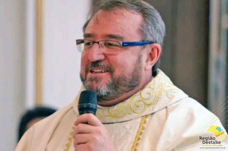 PADRETONINHO