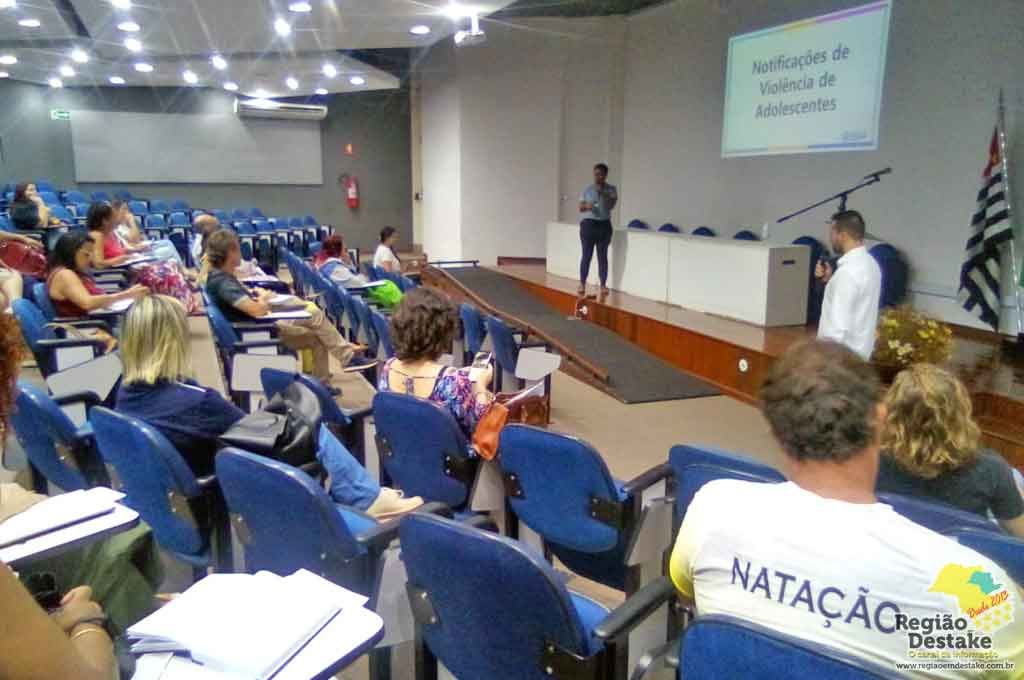 PALESTRA