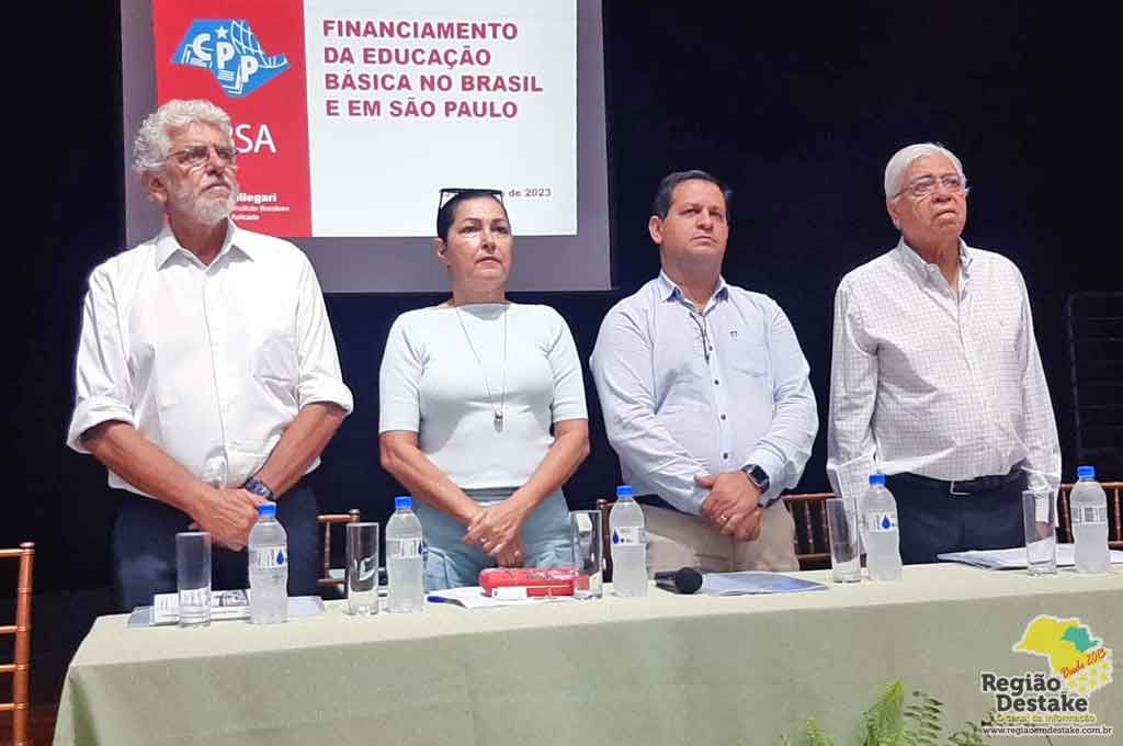 EDUCACAO