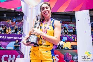 Aline-Moura-foi-uma-das-jogadoras-do-Sesi-Arraaquara-que-integrou-a-Seleção---Foto-CBB