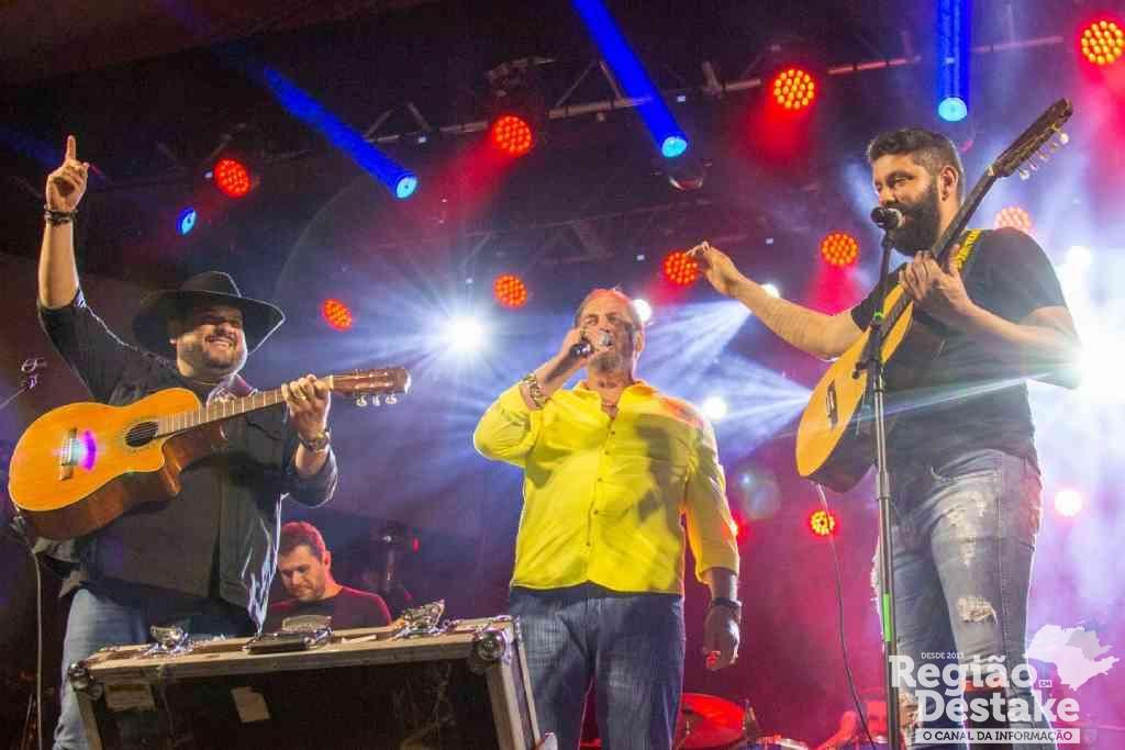 show01