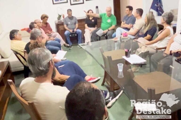 newton-reuniao