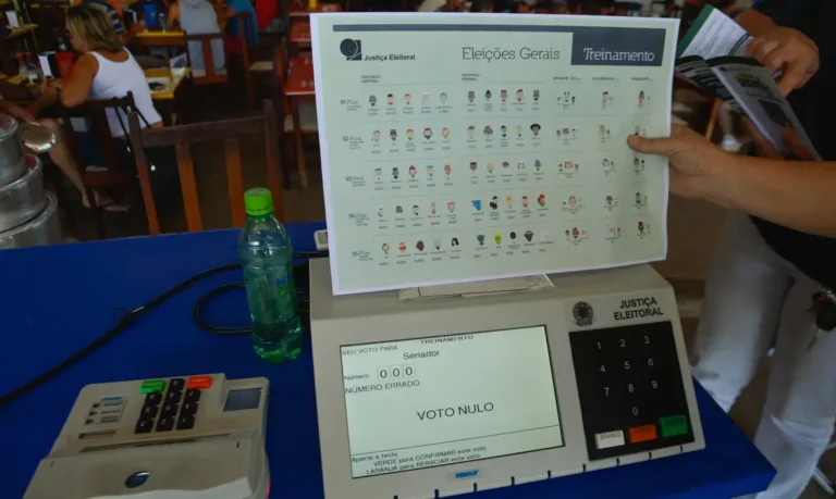 VotoimpressoecontagemdecdulasoqueprevprojetoaprovadopelaCmara_0526069001734160890.webp