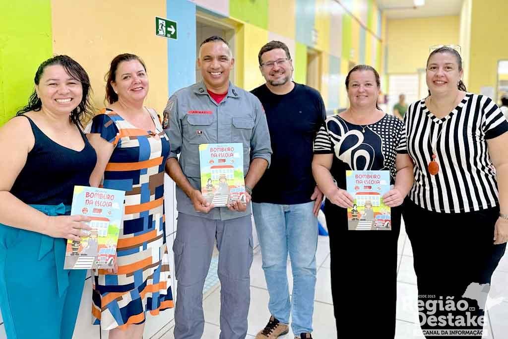 BOMBEIRO-ESCOLA01