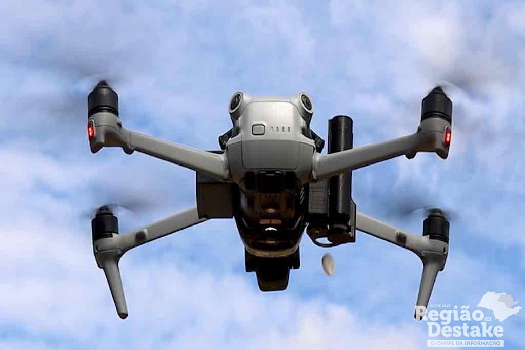 DRONES05