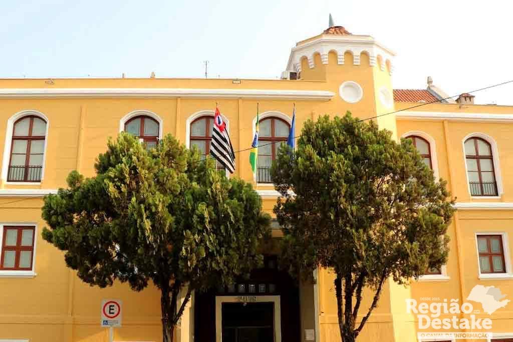 LEGISLATIVO