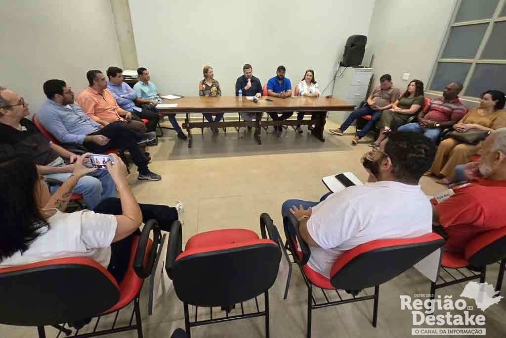 coletiva06