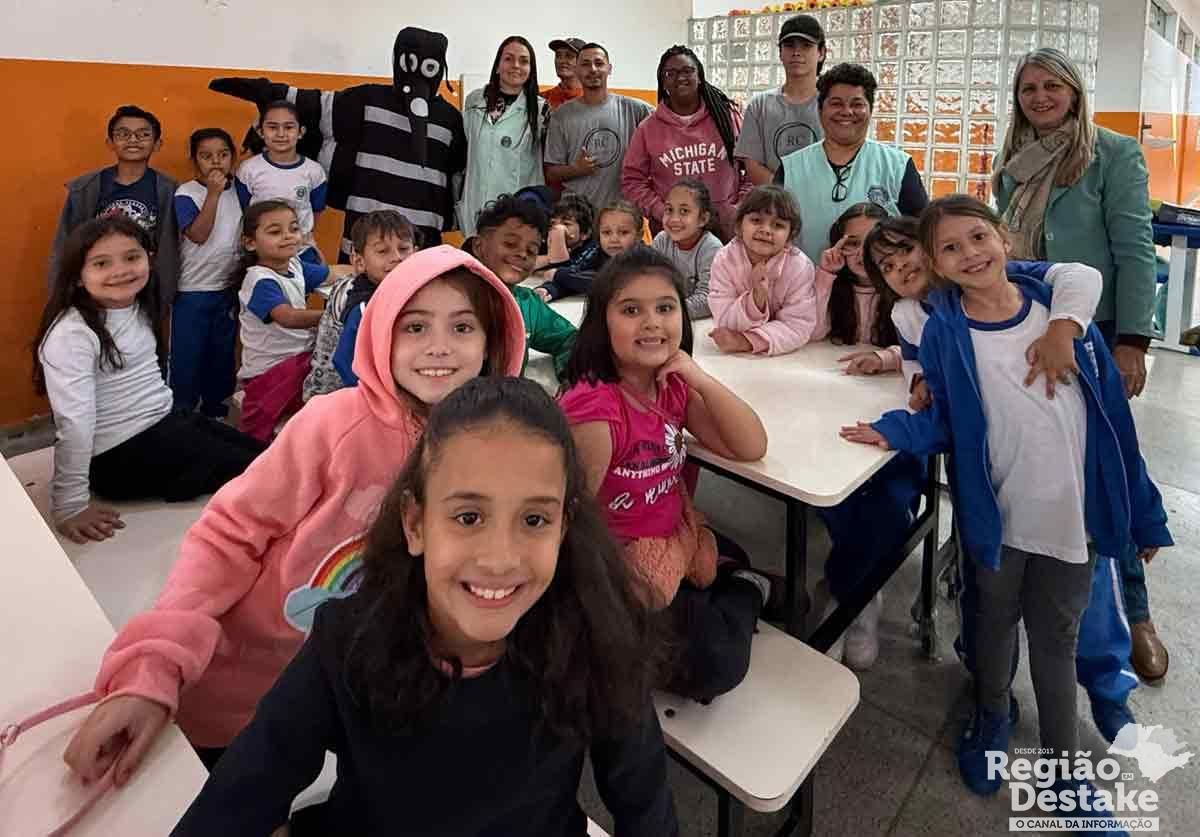 ESCOLA01