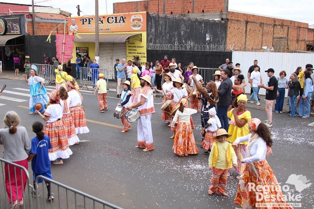 desfile-132-anos-de-ibat_54609762354_l