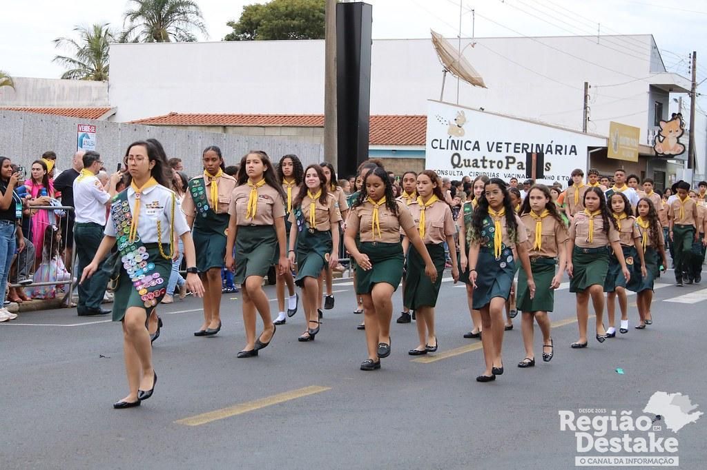 desfile-132-anos-de-ibat_54609771963_l