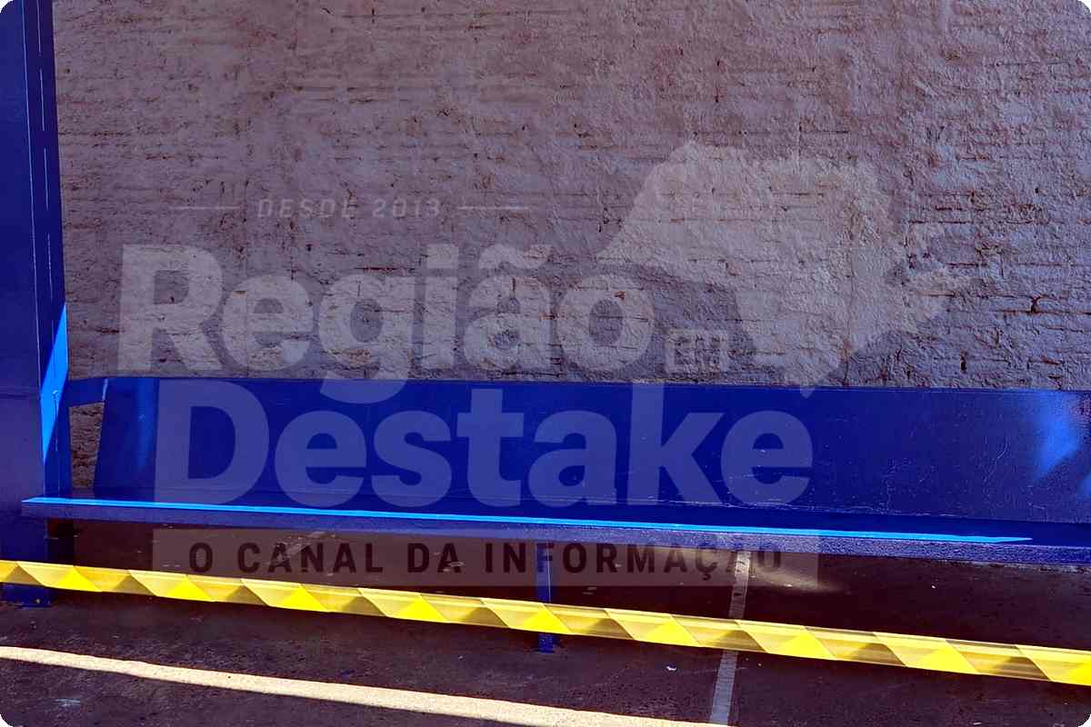ponto_onibus_03_1200x800