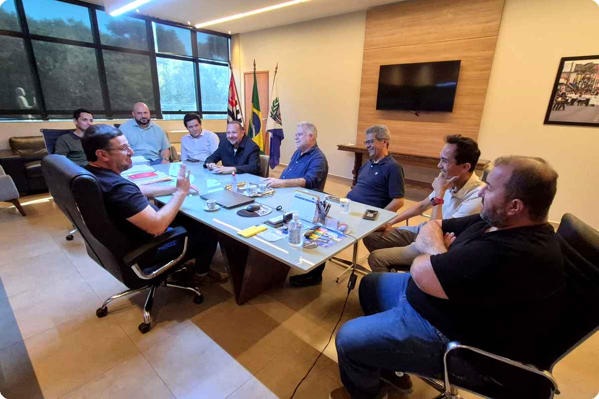 reuniao_01_1200x800
