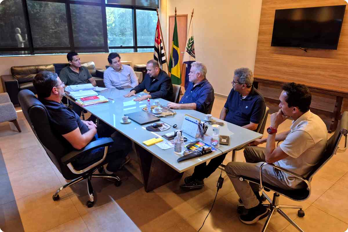 reuniao_02_1200x800