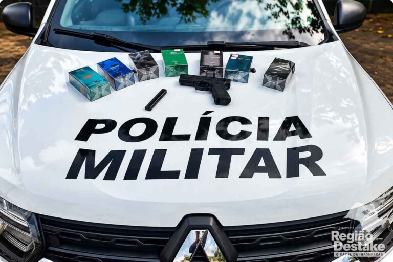 Polícia Militar prendeu um homem suspeito de roubo no Jardim Jacobucci. Perfumes e um simulacro de arma de fogo foram apreendidos.