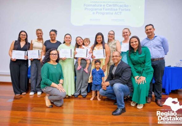programas ACT e Famílias Fortes em São Carlos